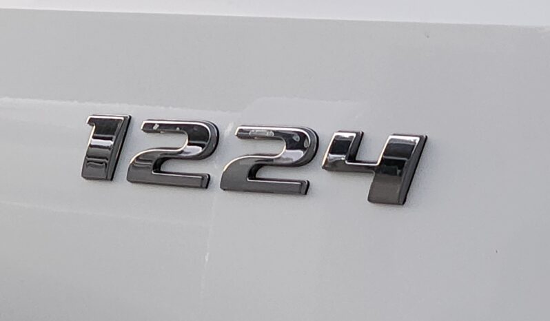 
								Fuso Fighter 1224 full									