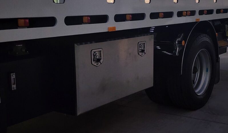 
								Fuso Fighter 1224 full									