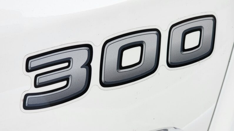 
								HINO 300 / 921 full									