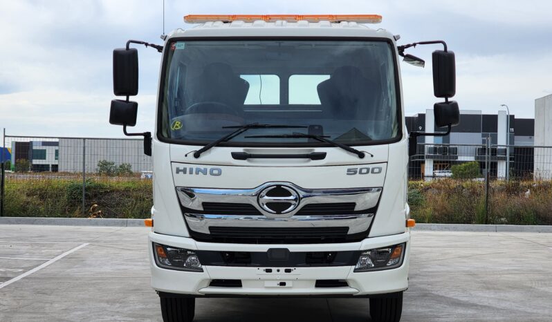 
								HINO 500 FE DUAL CAB 1424 full									