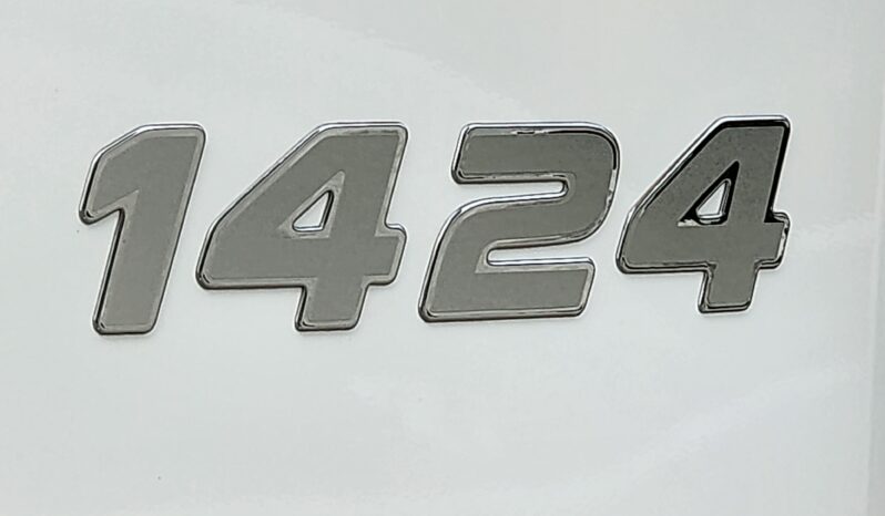
								HINO 500 FE DUAL CAB 1424 full									