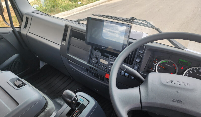 
								ISUZU FSD 140 260 full									