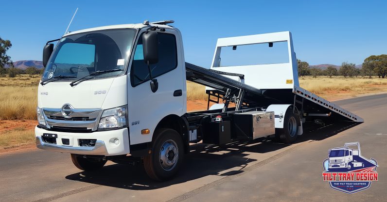 
								HINO 300 / 921 full									